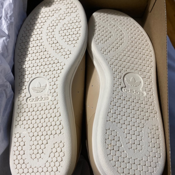 Women’s Adidas Originals Stan Smith 'Light Brown' HQ3967 - Picture 7 of 8
